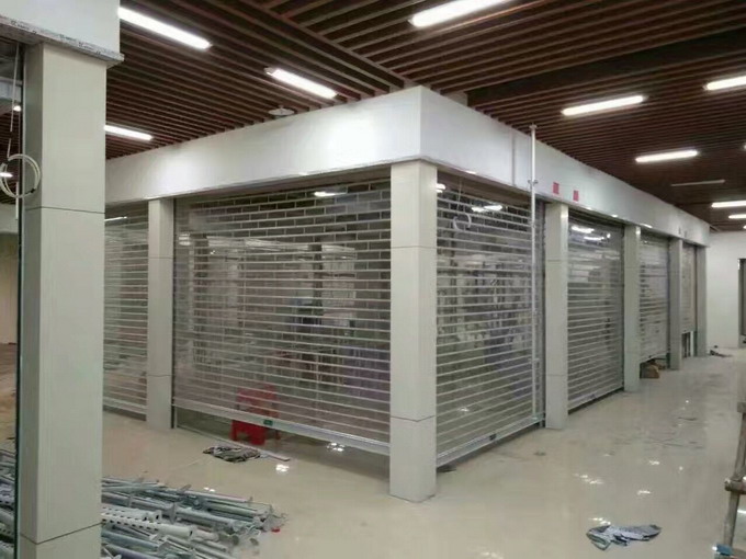 水晶卷(juàn)閘門